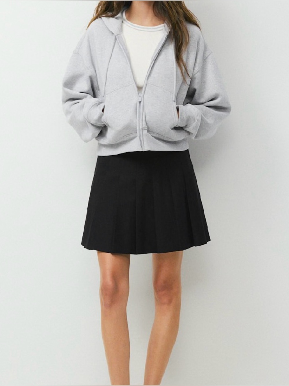 Aritzia- Sunday Best pleated mini
